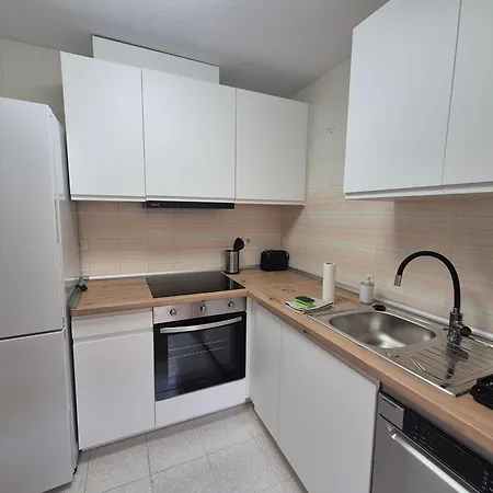 Salamanca 10 Apartamento, Garaje Subterraneo, Fibra Optica, Lavavajillas, Aire Acondicionado, Gran Terraza, Grand Playa 450m Santa Pola